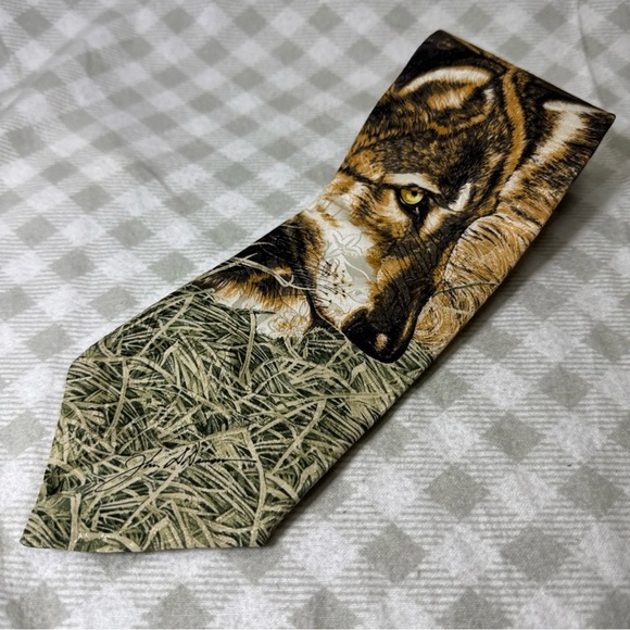 Vintage 1993 Silk Tie Wolf Graphic Endangered Species Made in USA Taking A Break - Picture 1 of 7